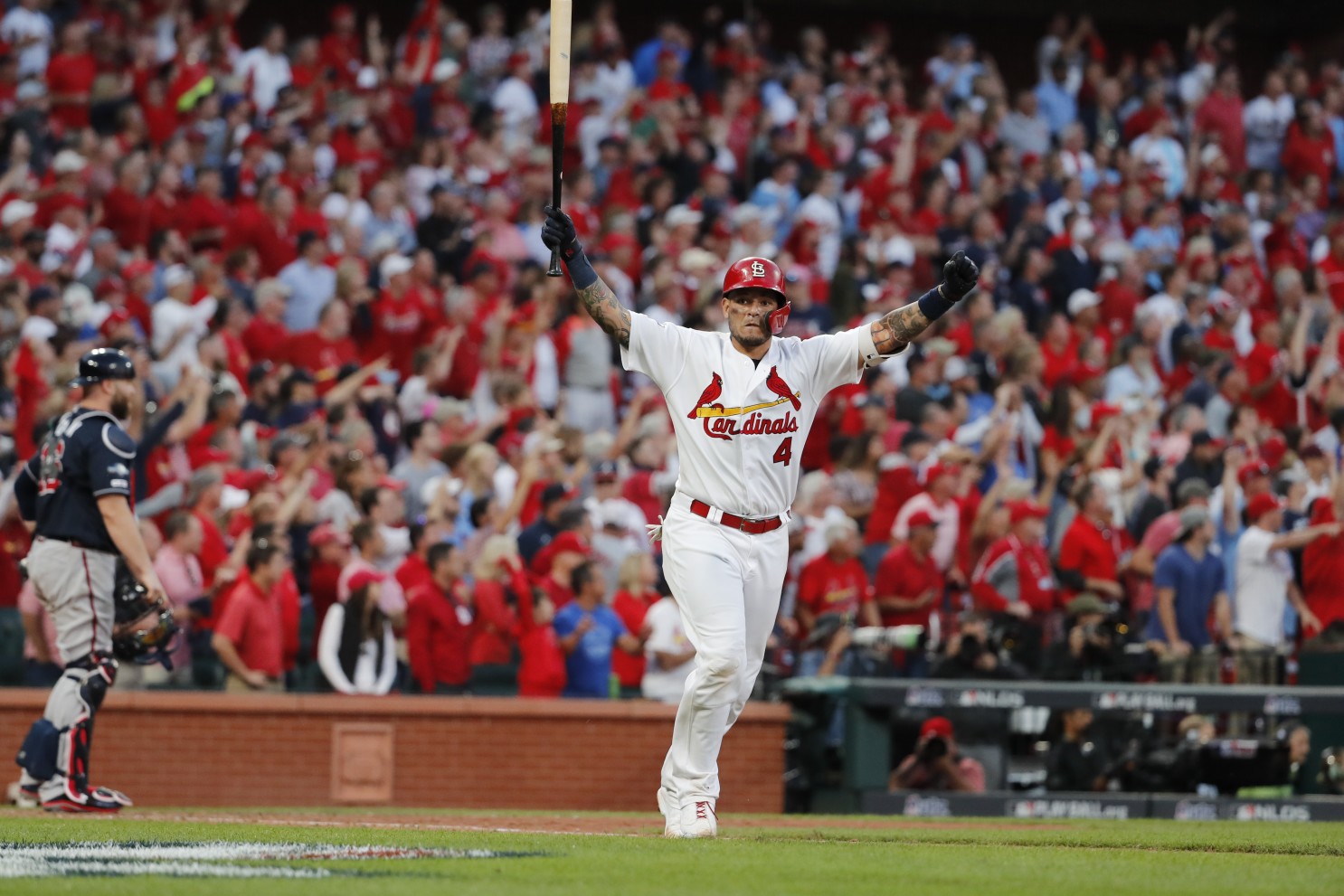 Yadier Molina says five teams have shown interest