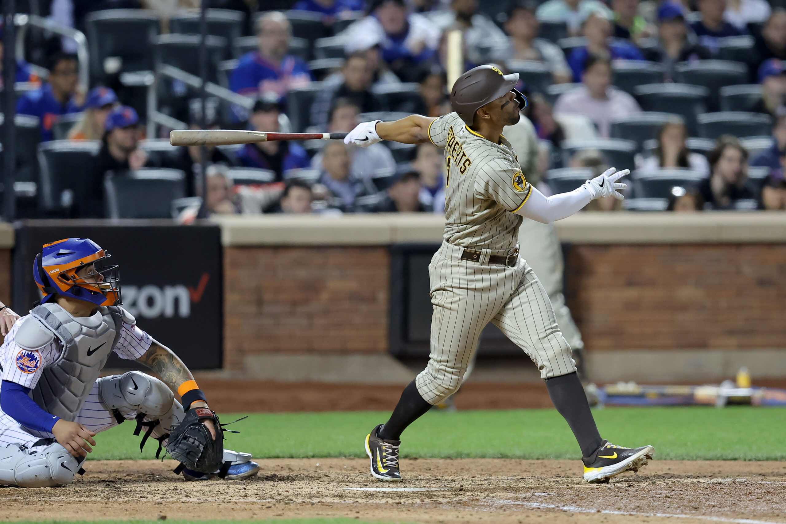 Mets fans bring the hype ahead of showdown with Padres