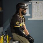 Brewers pummel the Padres 7-1 in series finale