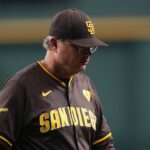 Report: Padres to extend manager Mike Shildt