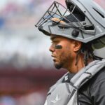 Padres sign catcher Martin Maldonado to minor-league deal