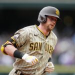 Brutal bottom of the seventh stings Padres in 7-6 loss to the Rays