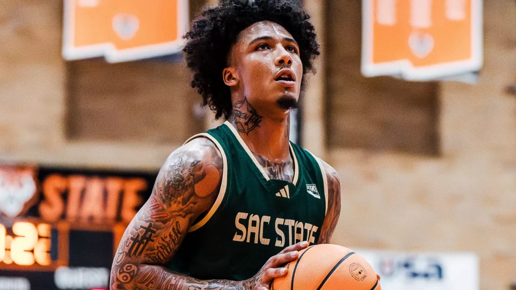 Aztecs, Mikey Williams