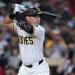 Padres rally late, showing signs of life in 3-2 win over Mets